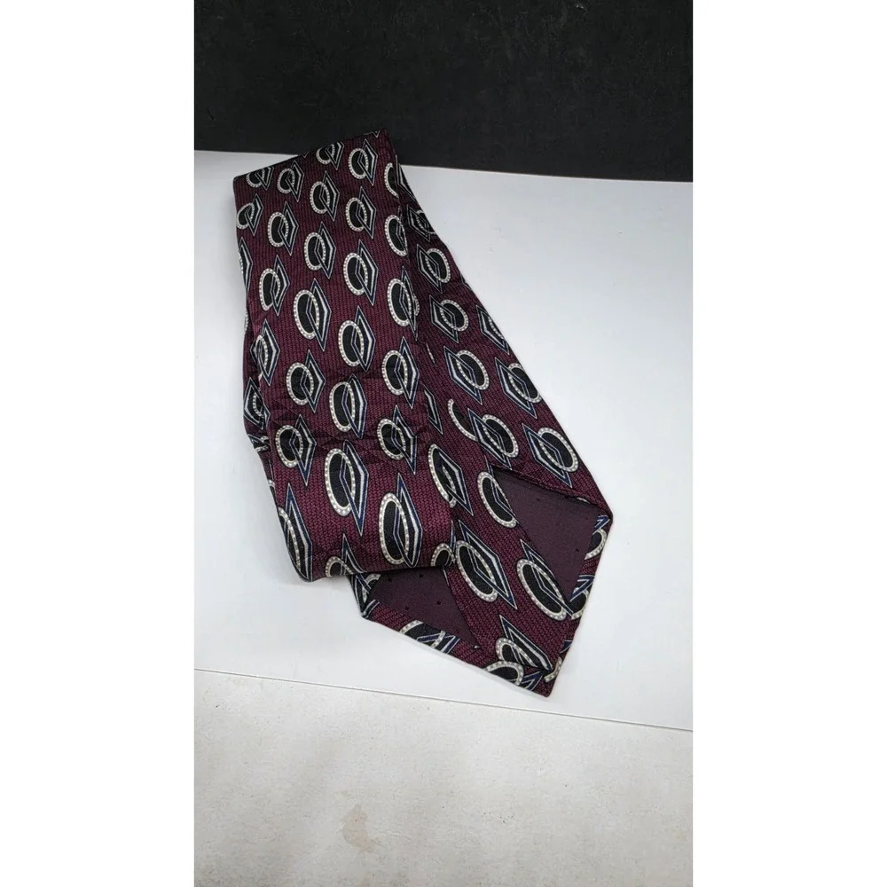 George Machado Maroon Black Geometric 100% Imported Silk Necktie Men's Tie